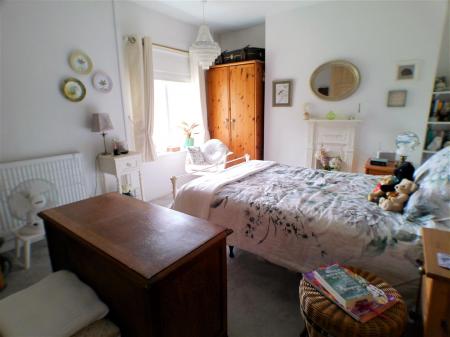 2 bedroom Character Property for sale in Station Terrace, Radcliffe-On-Trent