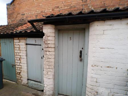 2 bedroom Character Property for sale in Station Terrace, Radcliffe-On-Trent