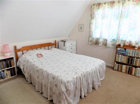 3 bedroom Detached house for sale in Beckingthorpe Drive, Bottesford, Nottingham