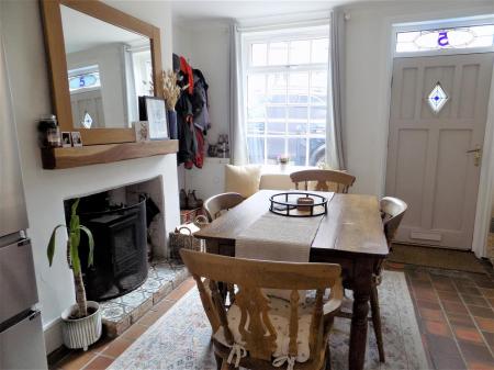 2 bedroom Character Property for sale in Main Street, East Bridgford, Nottingham