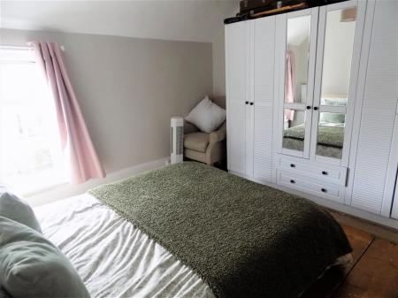2 bedroom Character Property for sale in Main Street, East Bridgford, Nottingham
