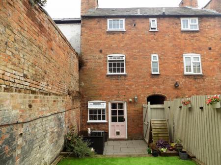 2 bedroom Character Property for sale in Main Street, East Bridgford, Nottingham