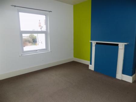 2 bedroom Semi-detached house for sale in Long Acre, Bingham, Nottingham