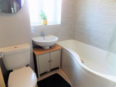 3 bedroom Semi-detached house for sale in Chapelfield Grove, Bingham