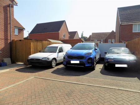 3 bedroom Semi-detached house for sale in Bluebell Avenue, Cotgrave