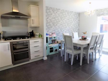 3 bedroom Detached house for sale in Meteor Close, Newton, Nottingham