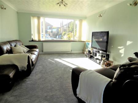 4 bedroom Detached house for sale in Priors Close, Bingham, Nottingham