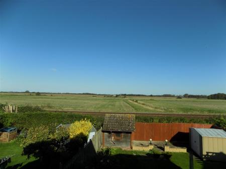 4 bedroom Detached house for sale in Priors Close, Bingham, Nottingham