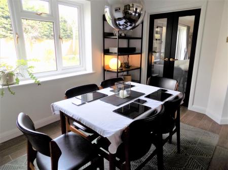 4 bedroom Detached house for sale in Lime Grove, Bottesford, Nottingham