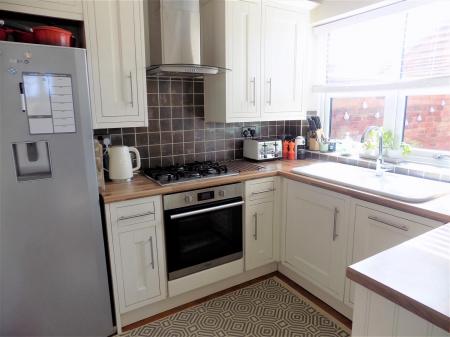 4 bedroom Character Property for sale in Saxondale Drive, Upper Saxondale, Radcliffe-On-Trent, Nottingham