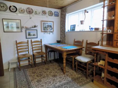 3 bedroom Detached bungalow for sale in Mill Lane, Orston