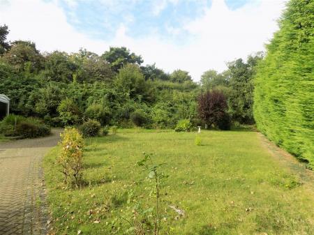 3 bedroom Detached house for sale in Nottingham Road, Bingham, Nottingham