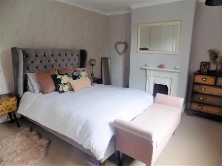 3 bedroom Detached house for sale in Aslockton