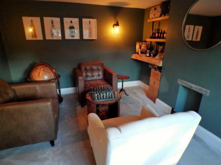 4 bedroom Cottage for sale in Main Street, Aslockton, Nottingham
