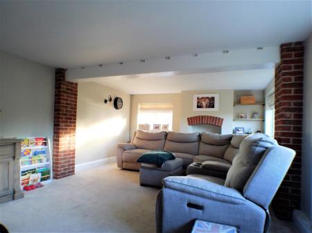 4 bedroom Cottage for sale in Main Street, Aslockton, Nottingham