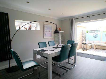 3 bedroom Detached bungalow for sale in Church Street, Granby