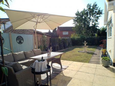 3 bedroom Detached bungalow for sale in Church Street, Granby