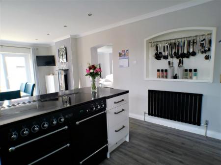 3 bedroom Detached bungalow for sale in Church Street, Granby