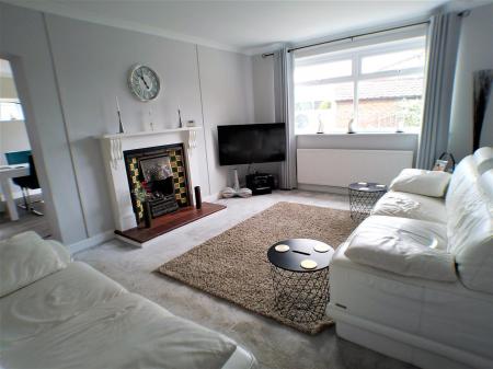 3 bedroom Detached bungalow for sale in Church Street, Granby