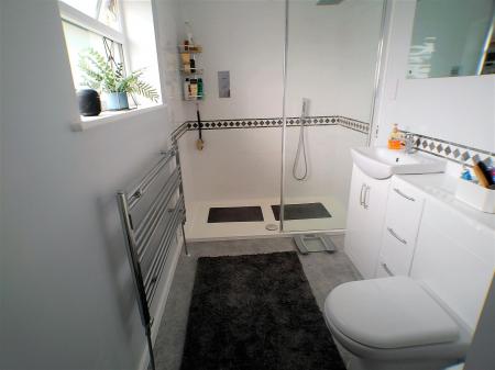 3 bedroom Detached bungalow for sale in Church Street, Granby