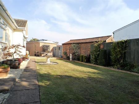 3 bedroom Detached bungalow for sale in Church Street, Granby