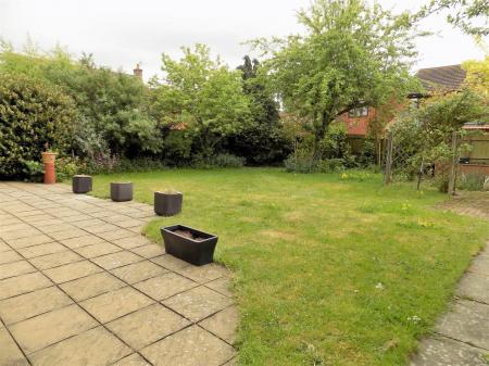 4 bedroom Detached house for sale in Riverside Walk, Bottesford