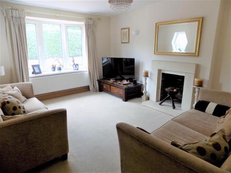 4 bedroom Detached house for sale in Inholms Gardens, Flintham