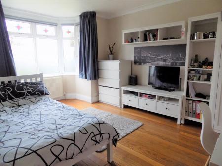 5 bedroom Detached house for sale in Pinfold Lane, Bottesford