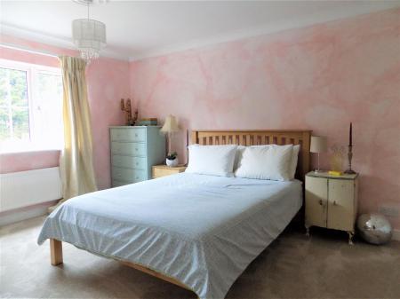 4 bedroom Detached house for sale in Spire View, Bottesford