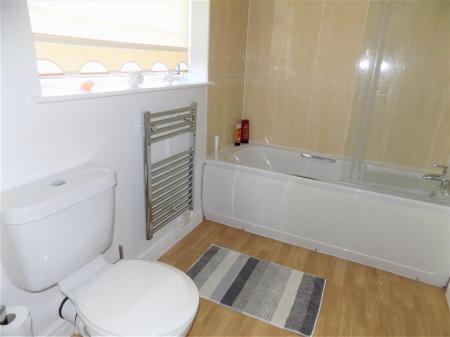 5 bedroom Detached house for sale in Woods Lane, Flintham, Newark