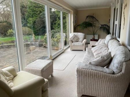 5 bedroom Detached house for sale in Woods Lane, Flintham, Newark