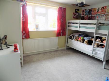 5 bedroom Detached house for sale in Woods Lane, Flintham