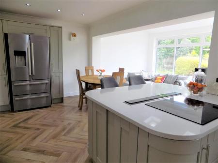 5 bedroom Detached house for sale in Woods Lane, Flintham