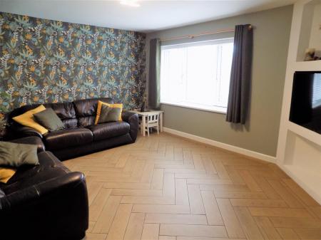 3 bedroom Semi-detached bungalow for sale in Fields Drive, Aslockton, Nottingham