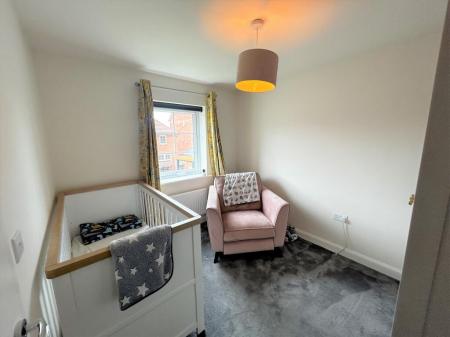 3 bedroom Semi-detached house for sale in Squires Grove, Bingham, Nottingham