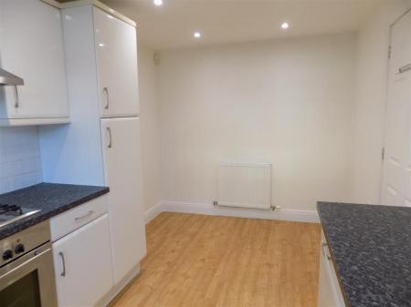 3 bedroom Semi-detached house for sale in Hudson Way, Radcliffe-On-Trent, Nottingham