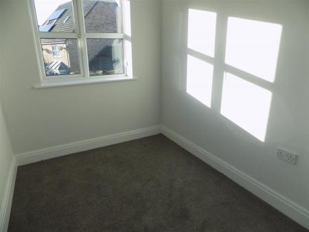 3 bedroom Semi-detached house for sale in Hudson Way, Radcliffe-On-Trent, Nottingham