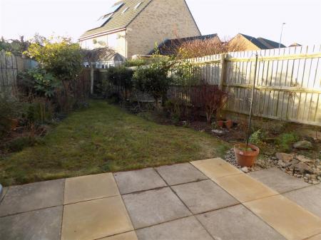 3 bedroom Semi-detached house for sale in Hudson Way, Radcliffe-On-Trent, Nottingham