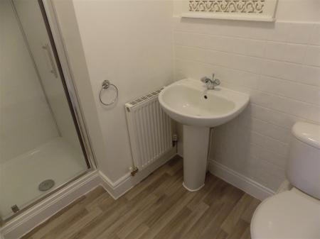 3 bedroom Semi-detached house for sale in Hudson Way, Radcliffe-On-Trent, Nottingham