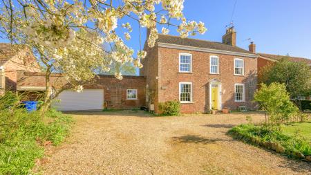 4 bedroom Detached house for sale in 136 Middlegate Road, Frampton, Boston, PE20