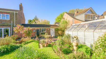 4 bedroom Detached house for sale in 136 Middlegate Road, Frampton, Boston, PE20