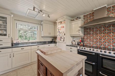 4 bedroom Detached house for sale in 136 Middlegate Road, Frampton, Boston, PE20