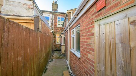 3 bedroom Terraced House for sale in Broadfield Street, Boston, PE21