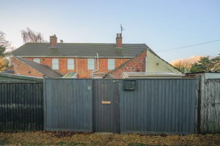 2 bedroom Terraced House for sale in Church Lane, Donington, Spalding, PE11