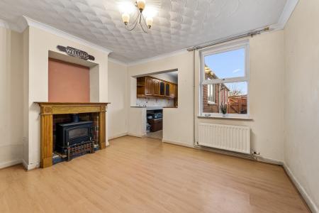 2 bedroom Terraced House for sale in Church Lane, Donington, Spalding, PE11