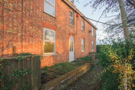 2 bedroom Terraced House for sale in Church Lane, Donington, Spalding, PE11