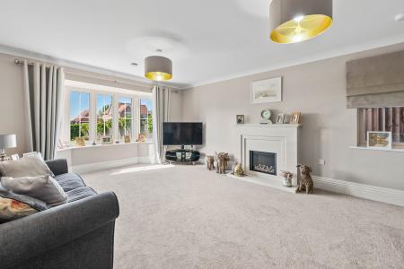 4 bedroom Detached house for sale in Church Road, Freiston, Boston, PE22