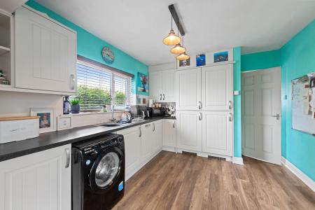 3 bedroom Semi-detached house for sale in Eastwood Road, Boston, PE21