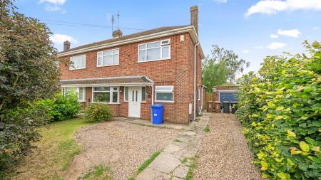3 bedroom Semi-detached house for sale in Eastwood Road, Boston, PE21