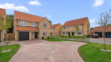 4 bedroom Detached house for sale in Elm Close, Kirton, Boston, PE20